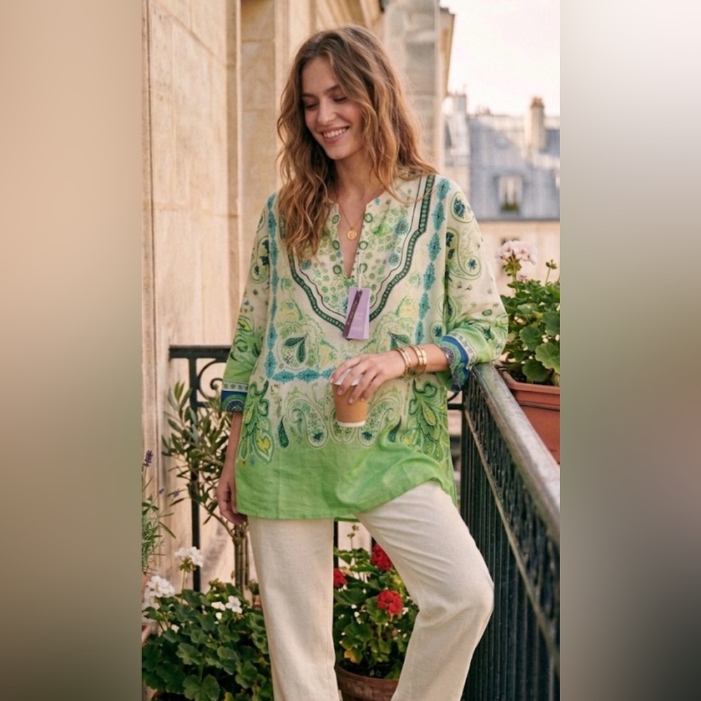 NWT Ethnic Green Paisley Oversized Tunic Blouse - Size S